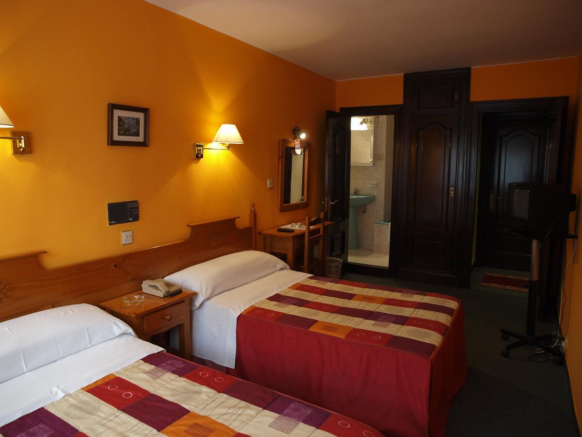 Hotel Paris Gijon Exterior photo
