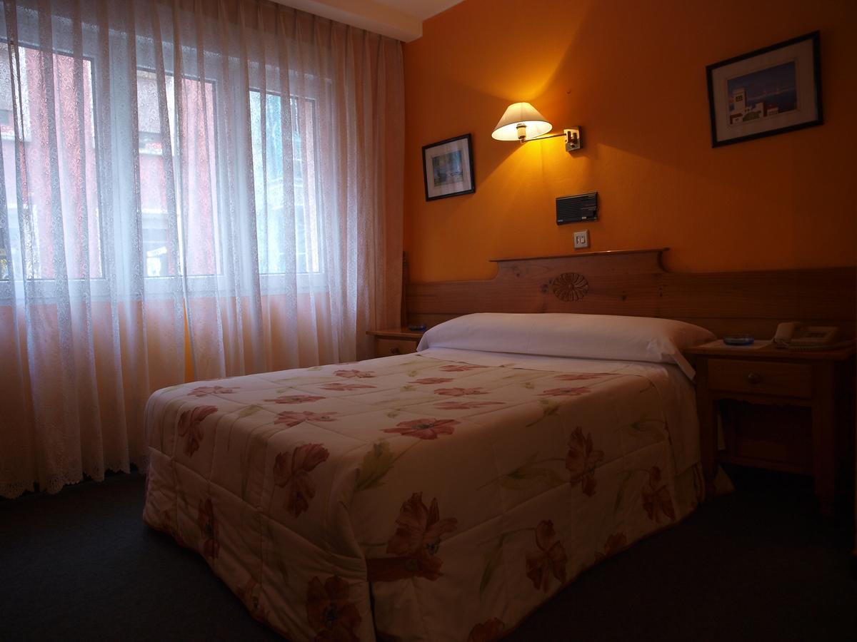 Hotel Paris Gijon Exterior photo